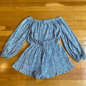 Lulus Between Seasons Blue Floral Print Off-the-Shoulder Romper. Size : XS